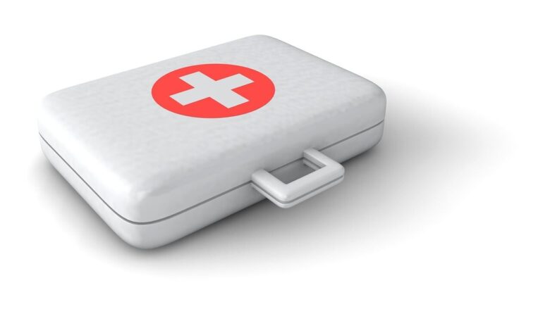 doctor, suitcase, bandages, pavement, first aid kit, first aid, ambulance kit, container, emergency, help, sanitary napkins, emergency doctor, first aid, first aid, first aid, first aid, first aid, emergency