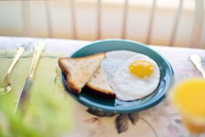 breakfast, fried egg, table, table setting, food, morning, meal, healthy, protein, brunch, toast, breakfast, breakfast, breakfast, breakfast, breakfast, fried egg, fried egg, food, food, morning, protein, protein, brunch, brunch, brunch, brunch, toast